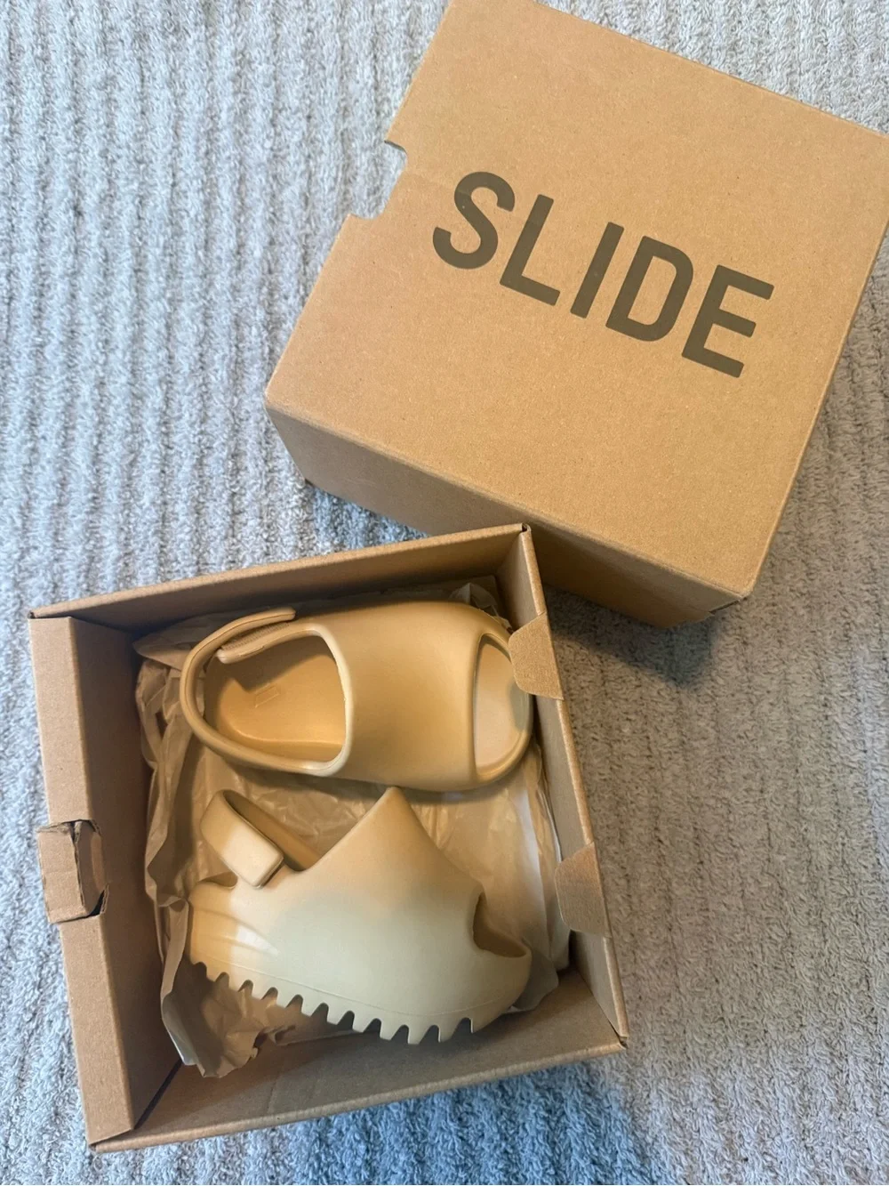 adidas Yeezy Slide Infant Sandals in Tan